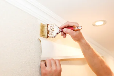Pose de papier peint à Rezay — revêtements muraux et toiles de verre